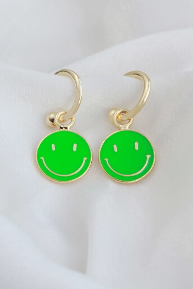Yeşil Renk Mineli Smile Küpe