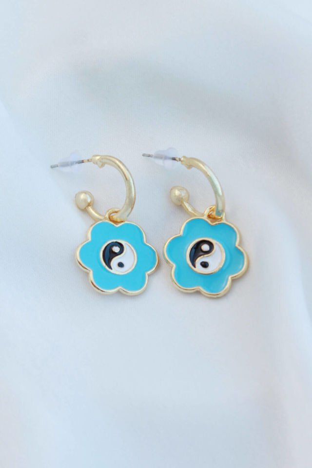Mavi Ying Yang Çiçek Küpe - Mineli