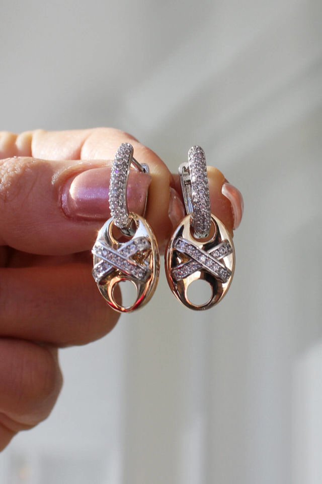 XOXO Oval Küpe - Taş Detaylı