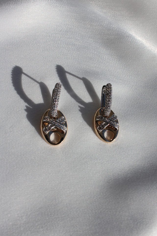 XOXO Oval Küpe - Taş Detaylı